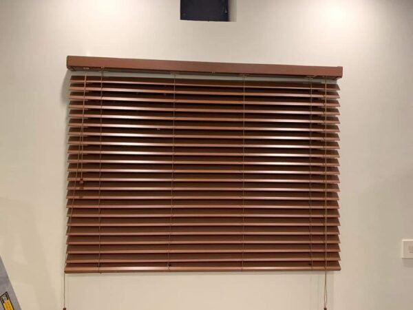Wood-Tone Venetian Blinds - Window Shade